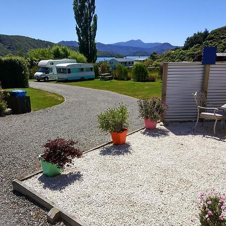 Picton'S Waikawa Bay Holiday Park Esterno foto