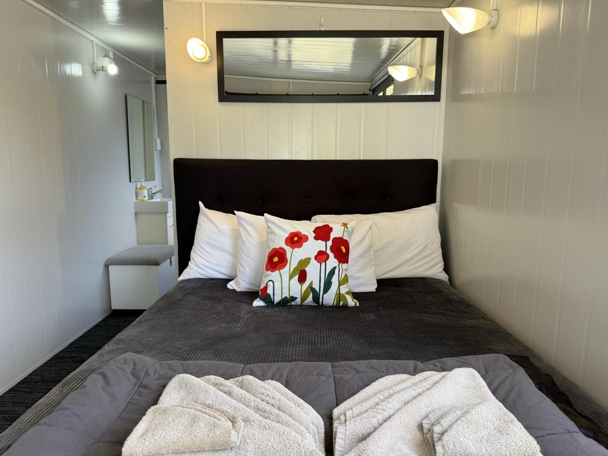 Picton'S Waikawa Bay Holiday Park Esterno foto